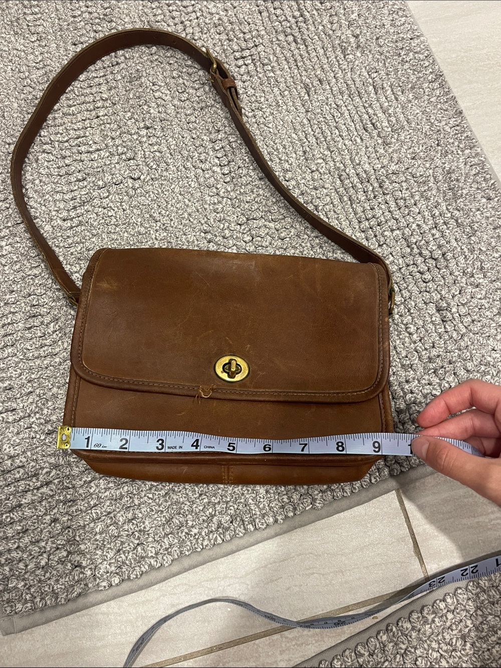 Vintage Coach Legacy Brown Leather Turnlock Crossbody Shoulder Bag - Picture 10 of 16
